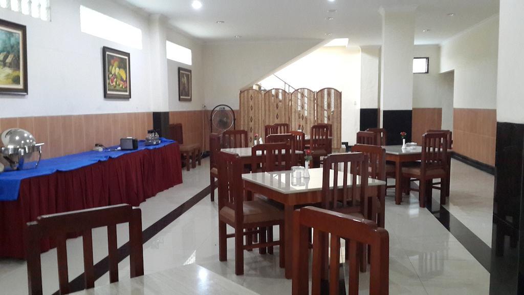 Kailani Inn Medan Exterior foto